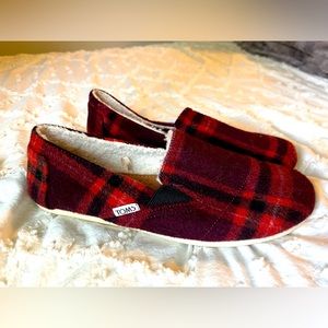 Red Plaid Belmont Toms with Faux Fur Lining
